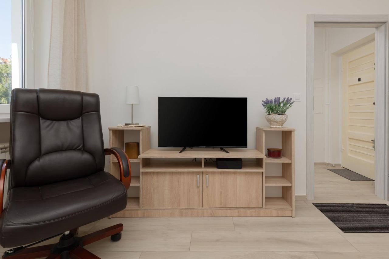 Raclawicka Cozy Studio Apartment By Noclegi Renters Warschau Exterior foto